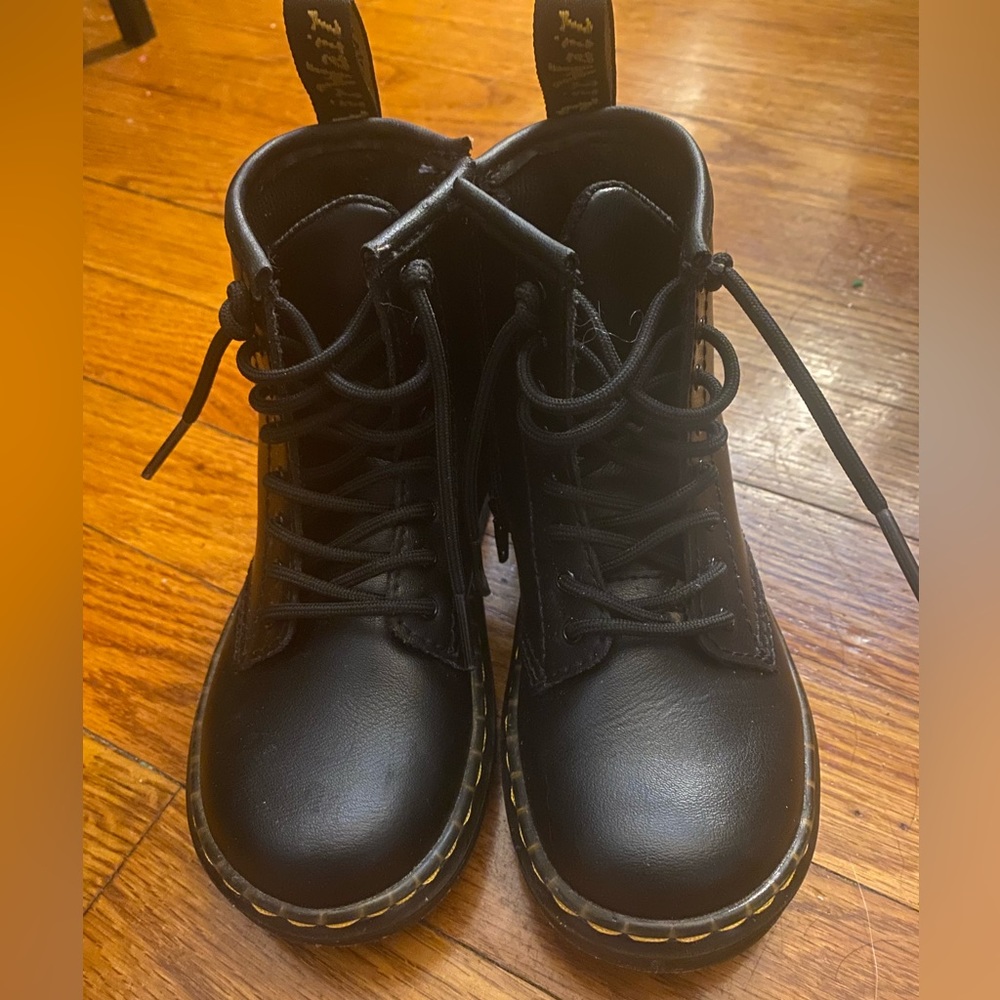 Dr Martens Toddler 1460 Softy T Leather Lace Up Boots with zipper